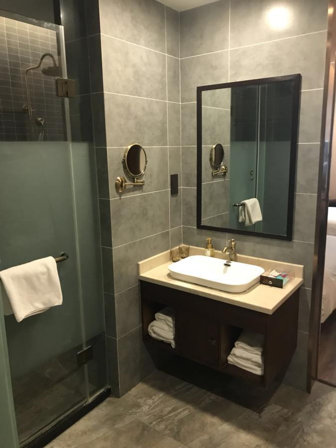 Manxin Hotel Shanghai Xujiahui Esterno foto